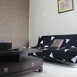 Strategic & Cozy 2Br At Majesty Apartment Near Maranatha Christian University By Travelio