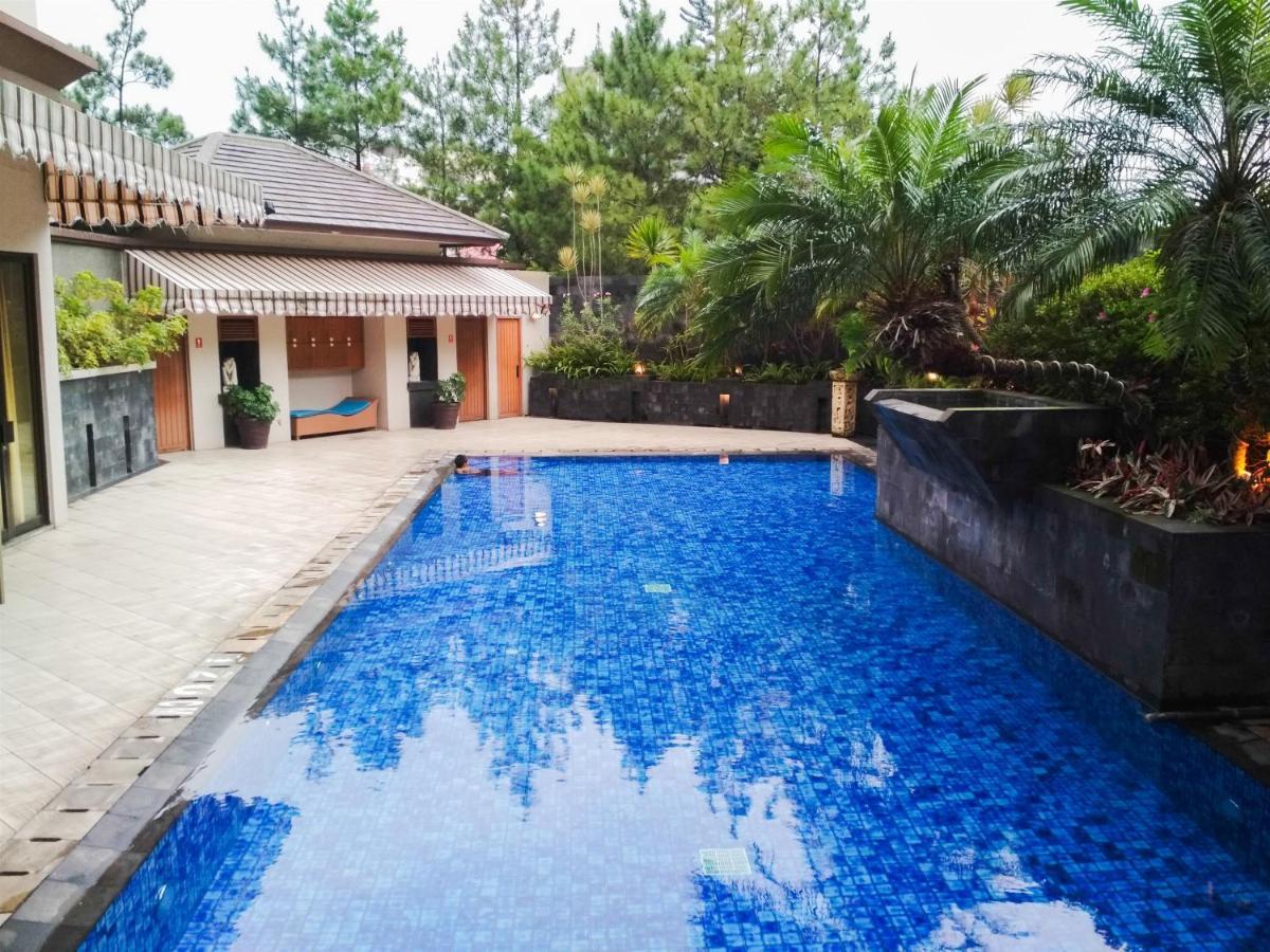 Strategic & Cozy 2br At Majesty Near Maranatha Christian By Travelio Bandung